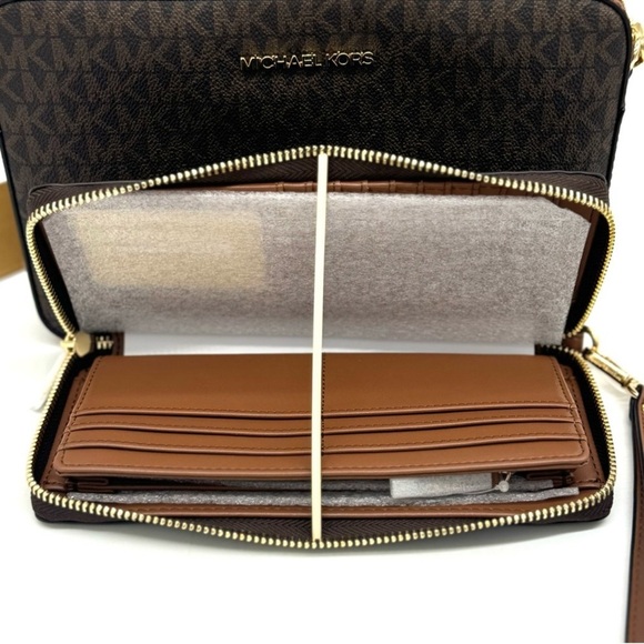 Michael Kors Large EW Crossbody Bag w Matching Continental Wallet Set Brown/Gold - Picture 11 of 13